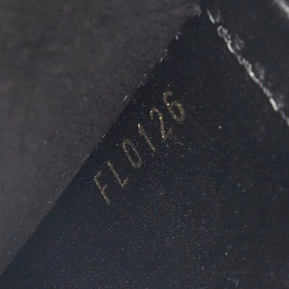 Louis Vuitton Pochette Louise MM